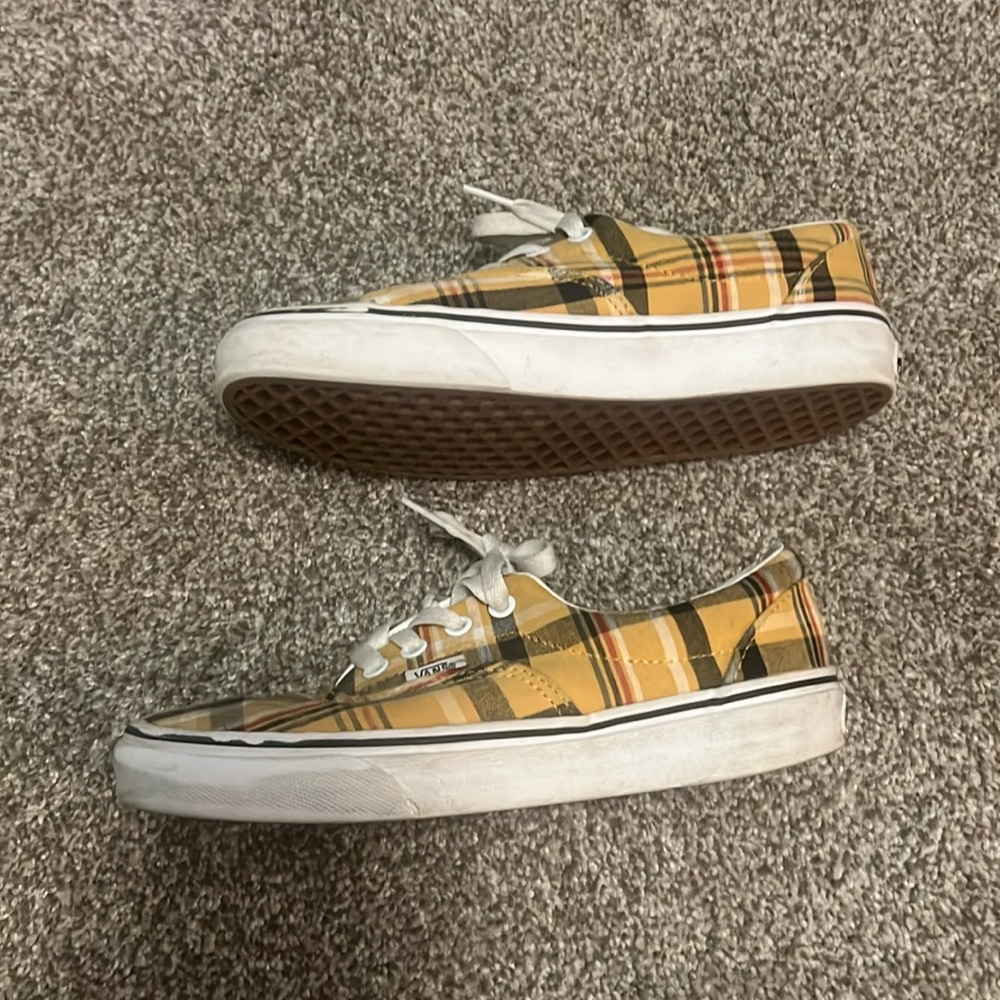 vans plaid shoe